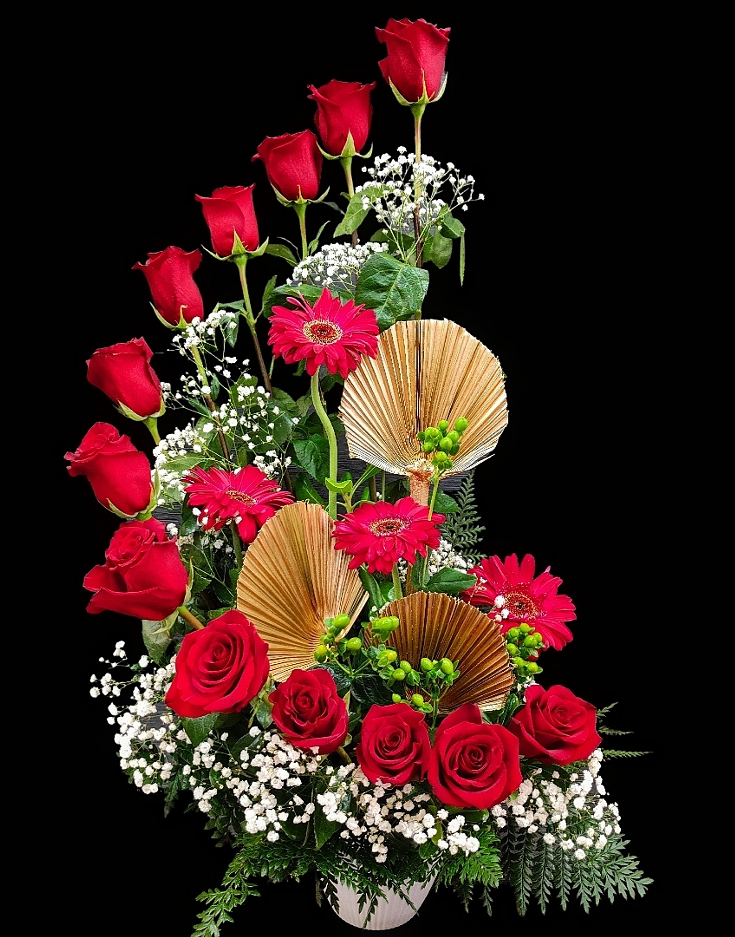 Caracola de rosas rojas y gerberas 1