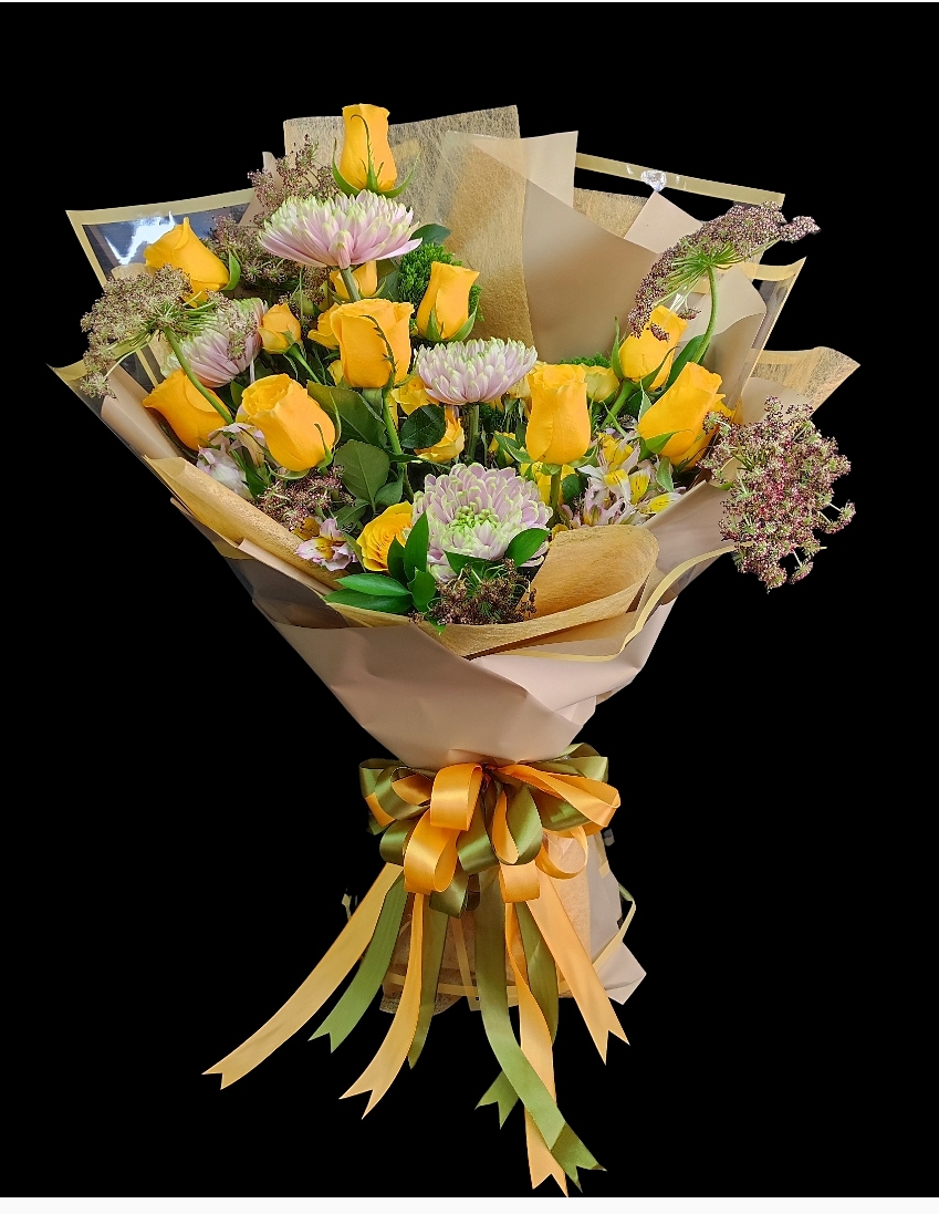 Sunday Bouquet Top main image 1