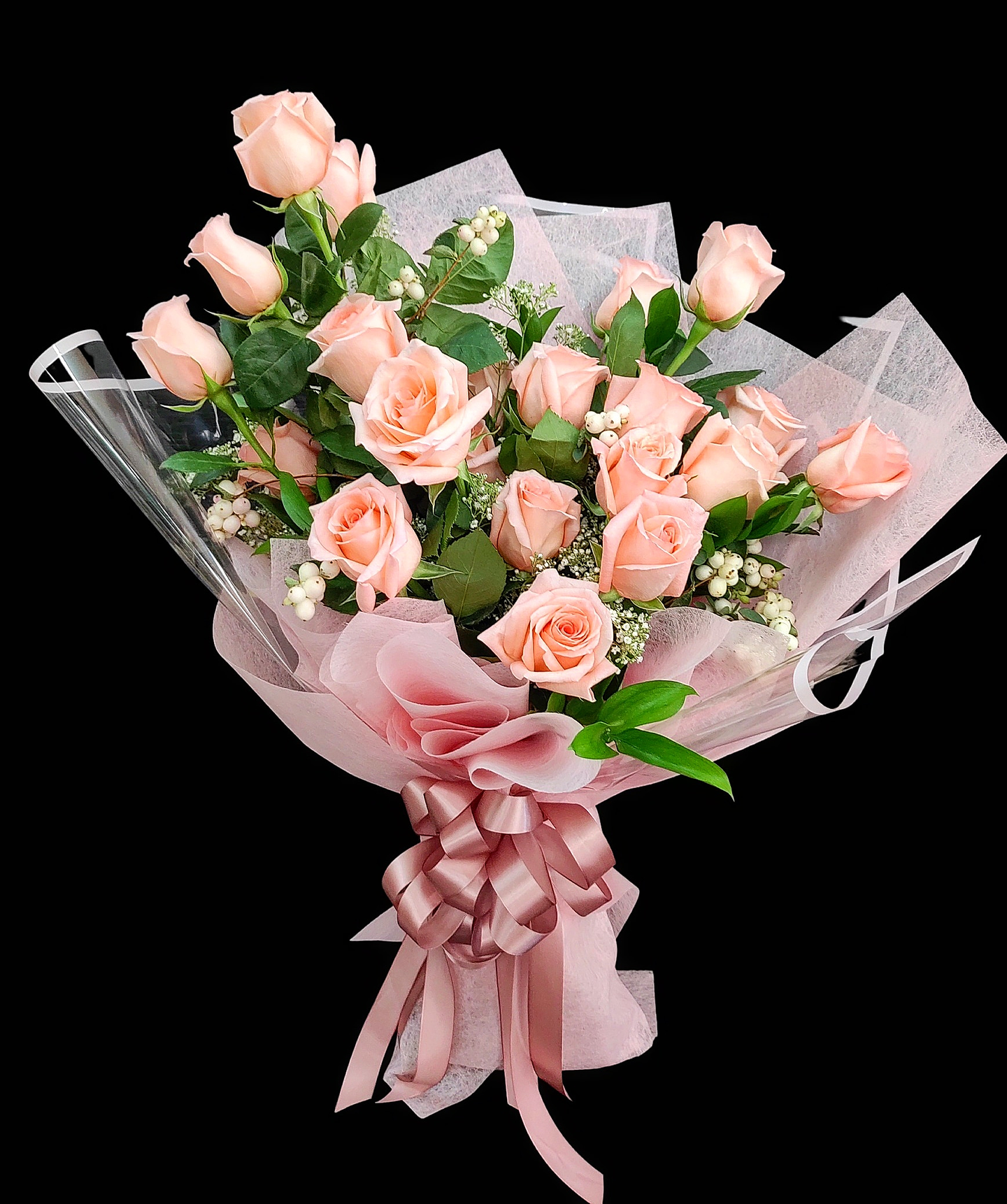 Ramo de 24 rosas asimétrico  1