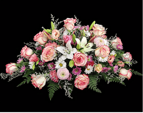 Cubre urnas rosado especial.