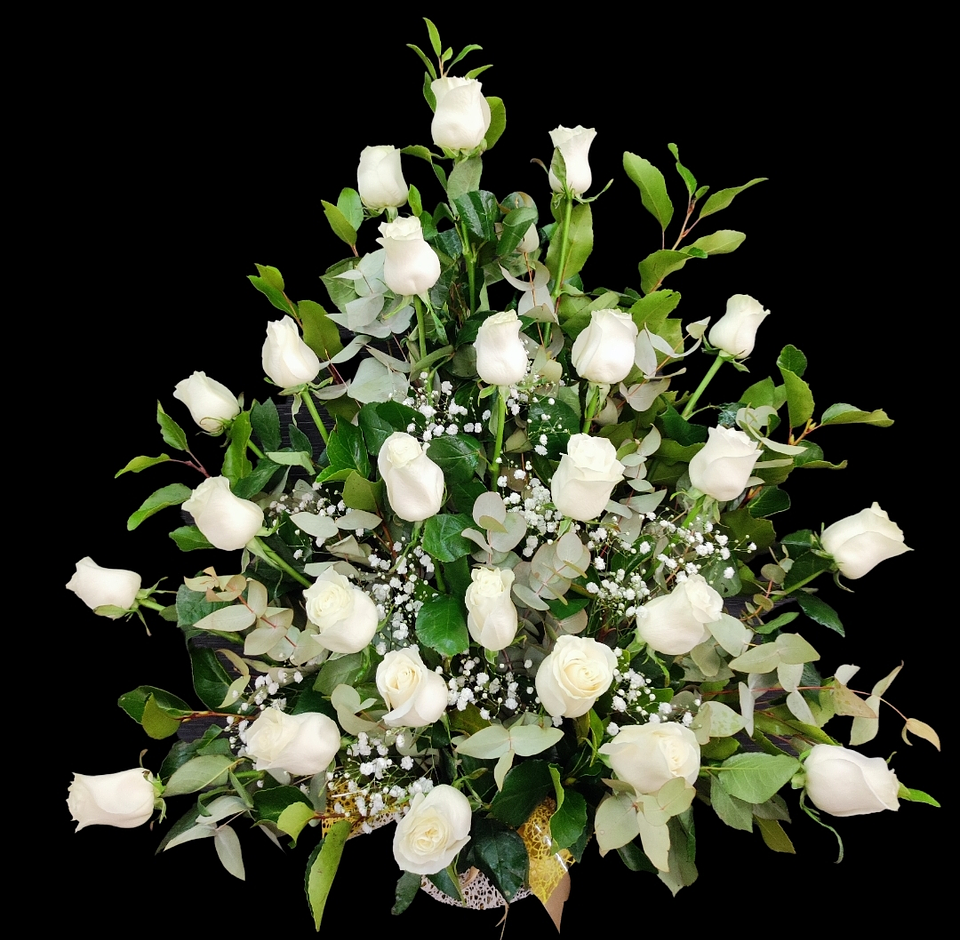 Arrimo blanco de 24 rosas. 1