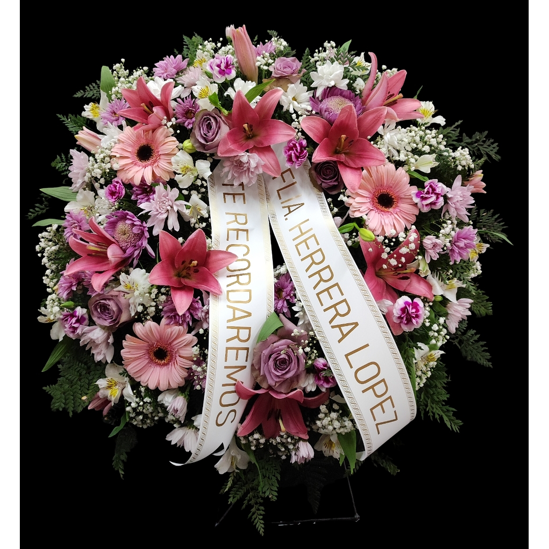 Corona lilas con cintas  1