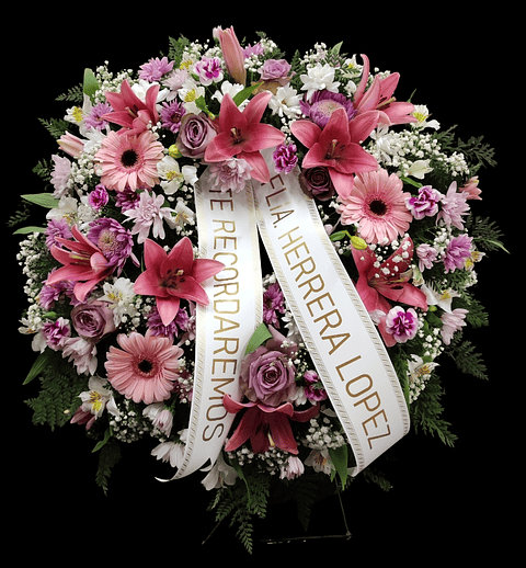 Corona lilas con cintas 