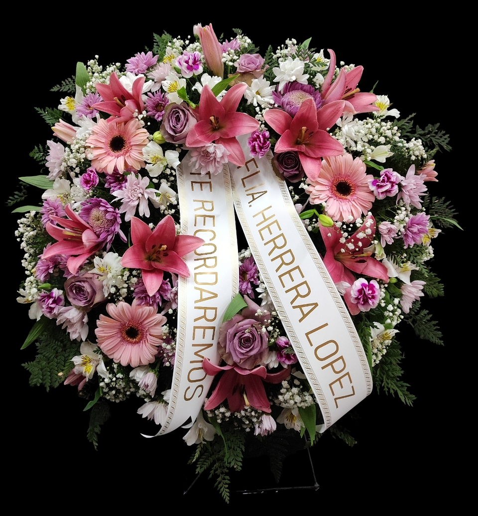 Corona lilas con cintas  1