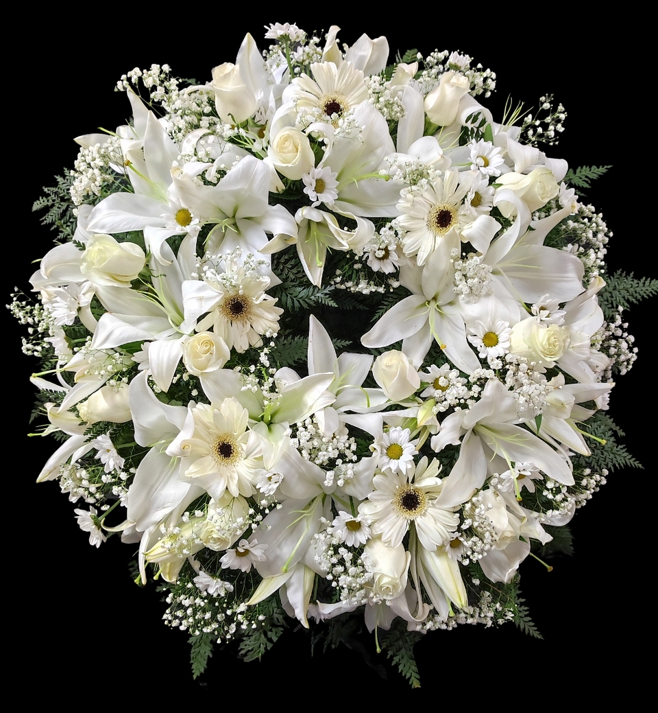 Corona de liliums y rosas blancas 1