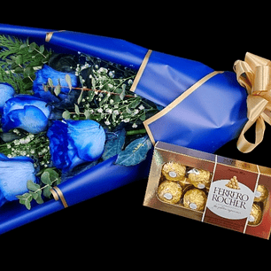 Ramo de rosas azules y bombones 