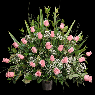 Gran arrimo de rosas rosadas 