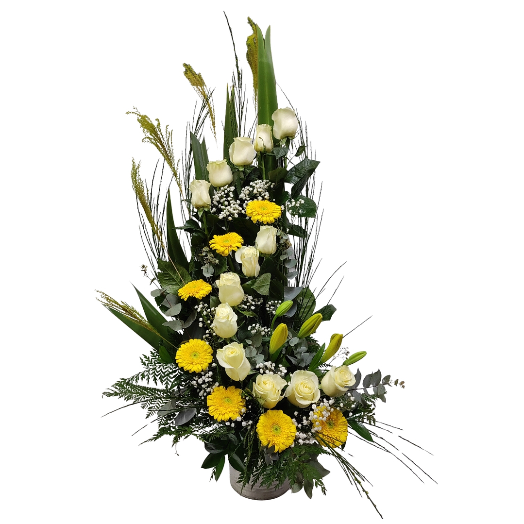 Espiral de rosas blancas y gerberas  1