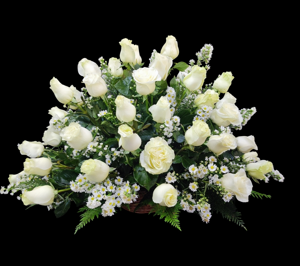 Cesta de 75 rosas blancas  1