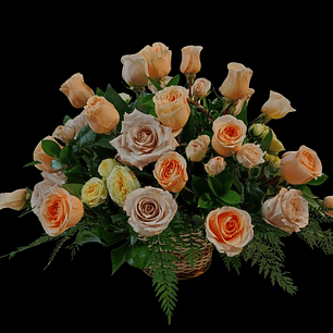 Cesta mediana de 40 rosas pastel 