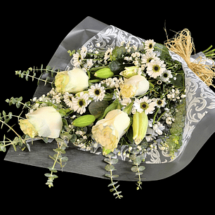 Ramo mix blanco de condolencias 