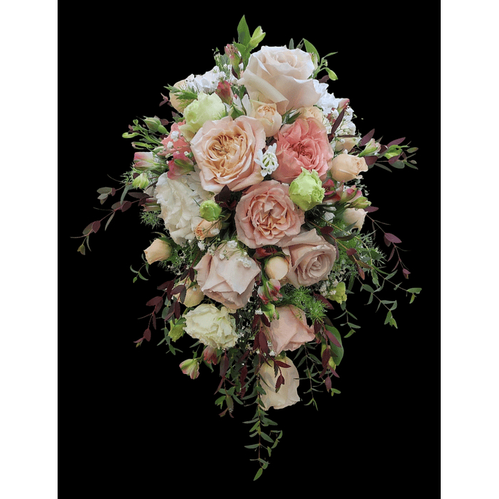 Ramo de novia en cascada de rosas pastel 1