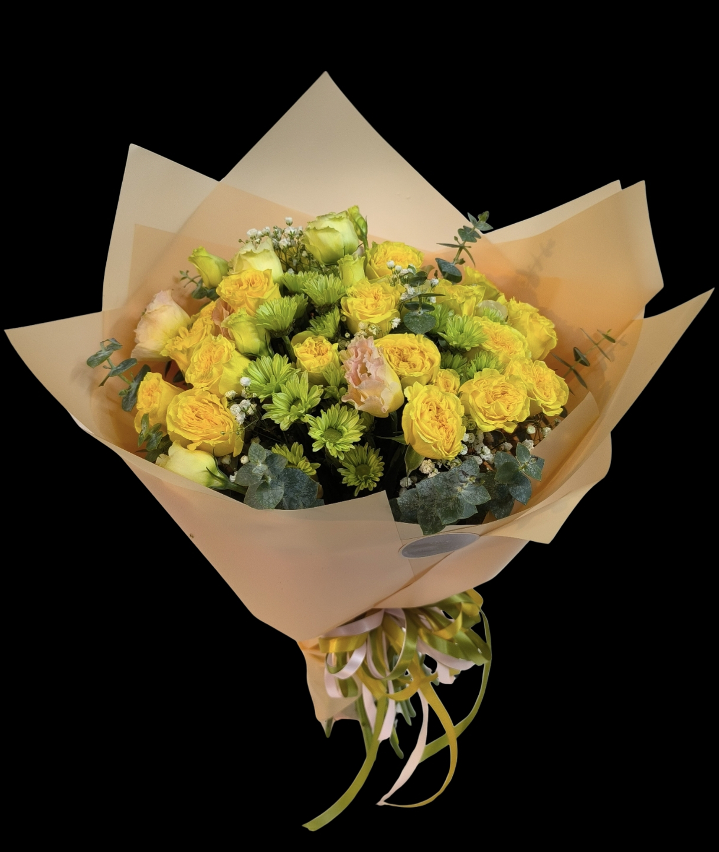 Ramo de minirosas y flores de selección  1