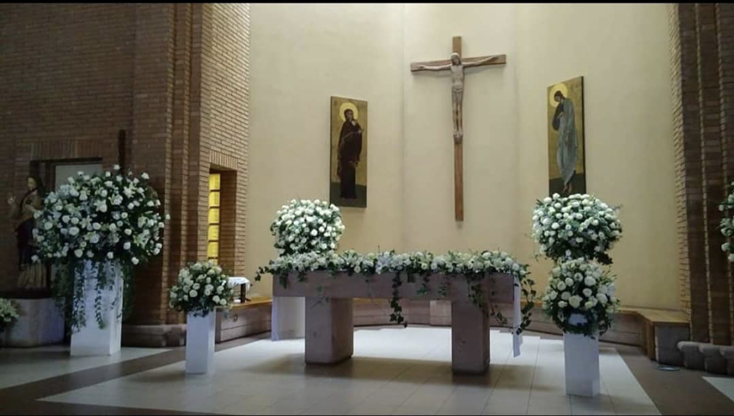 Decoración de iglesia tradicional  1