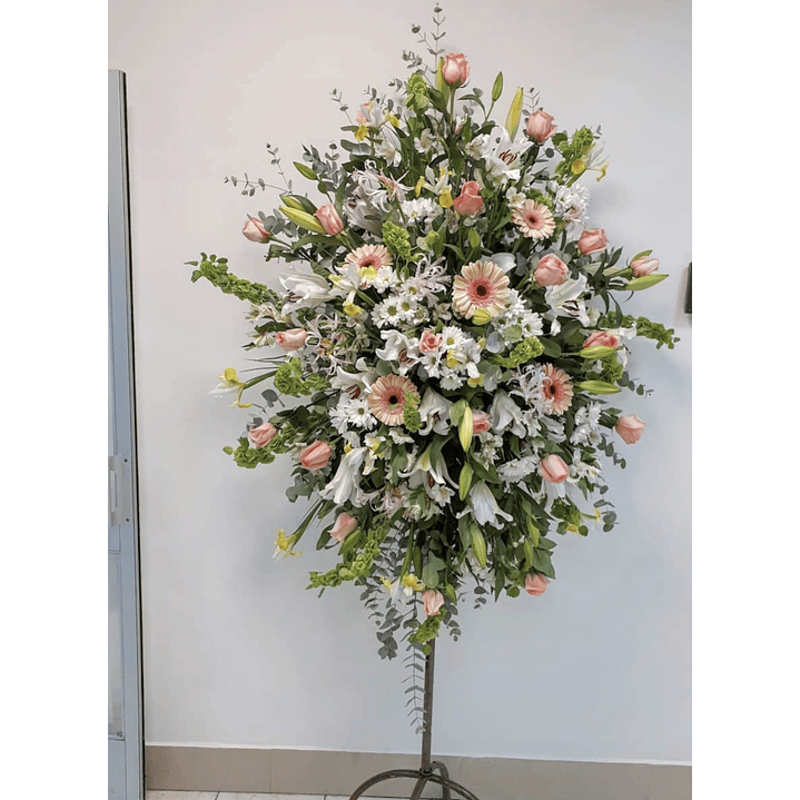 Medallón en atril para ceremonias  1