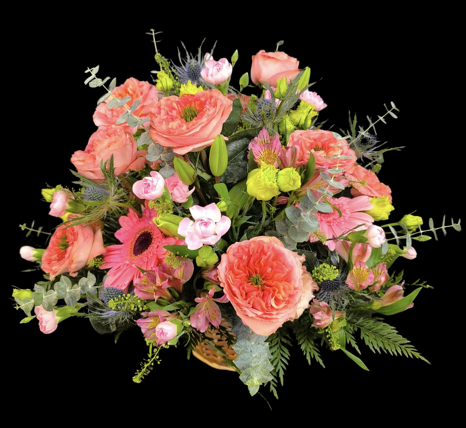 Garden roses basket 1