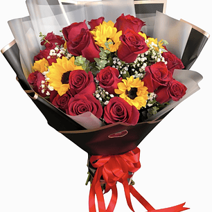 Ramo de rosas rojas y girasoles 