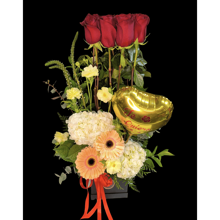 Cubo de 16 rosas rojas y flores de complemento 1