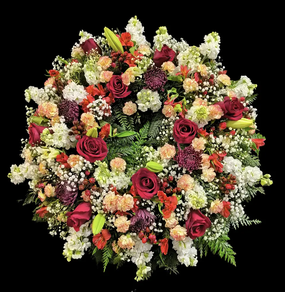 Corona de condolencias roja y crema 1