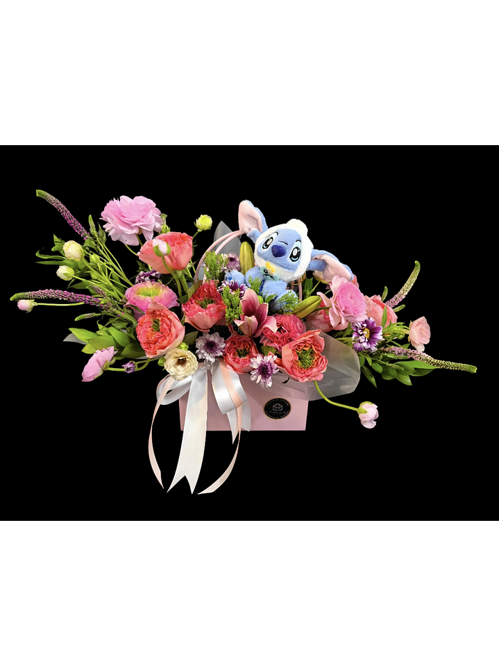 Cartera en tono rosado con llavero de Stitch  1