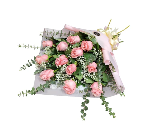 Ramo de 12 rosas rosados tendido