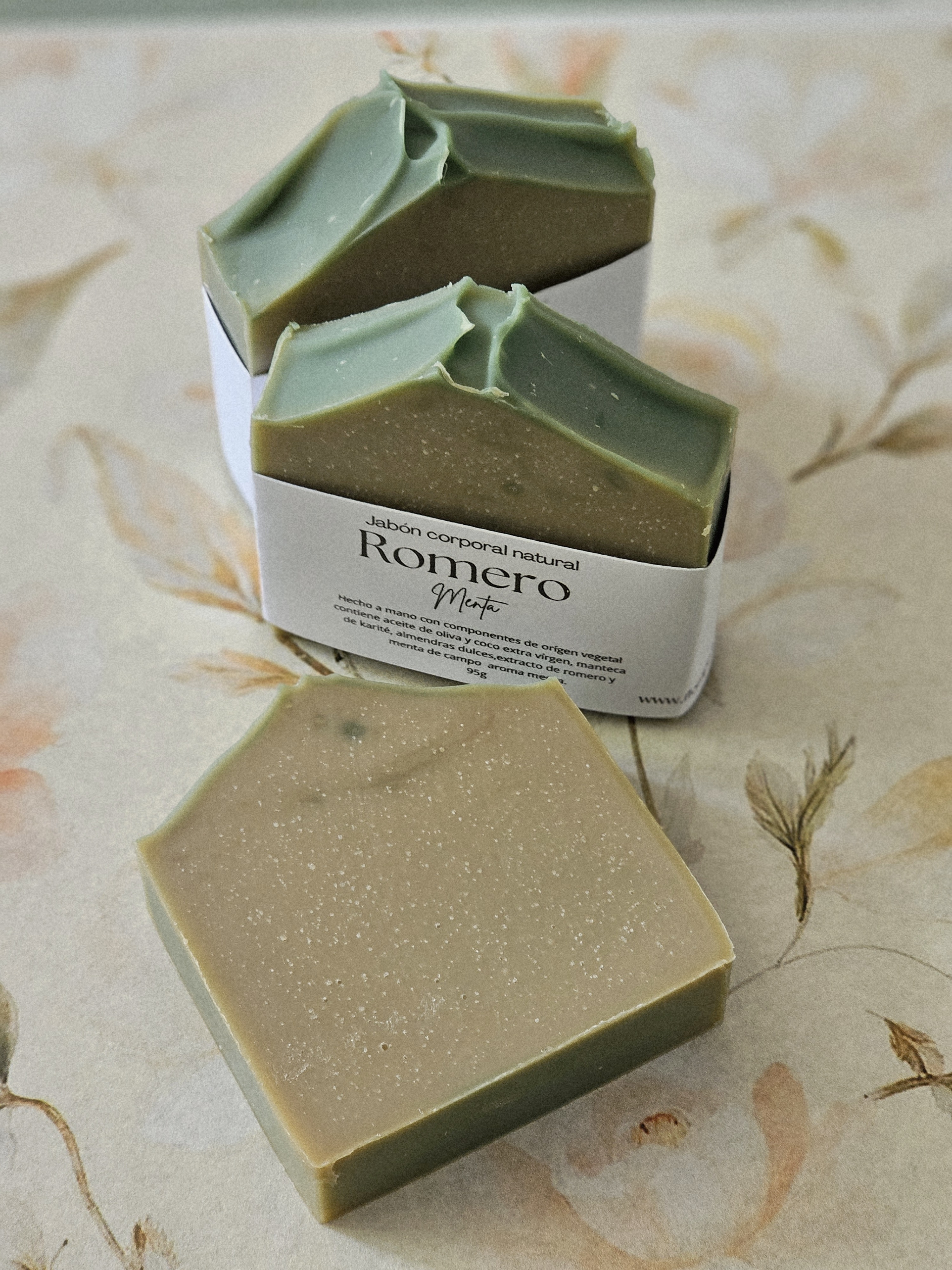 Jabón natural romero y menta de campo