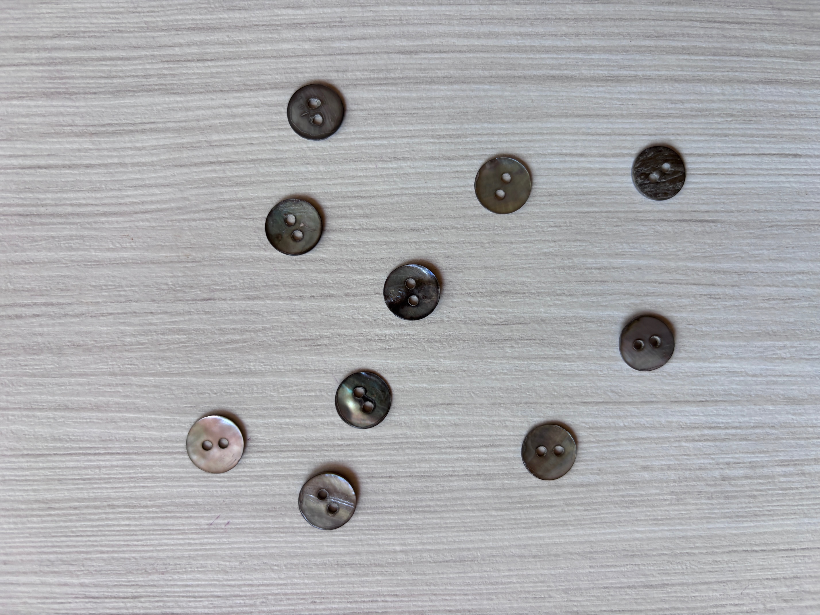 Set de botones de nácar gris de 10 mm