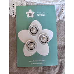 Set de 3 botones transparente con diseño en borde y línea negra 26 mm