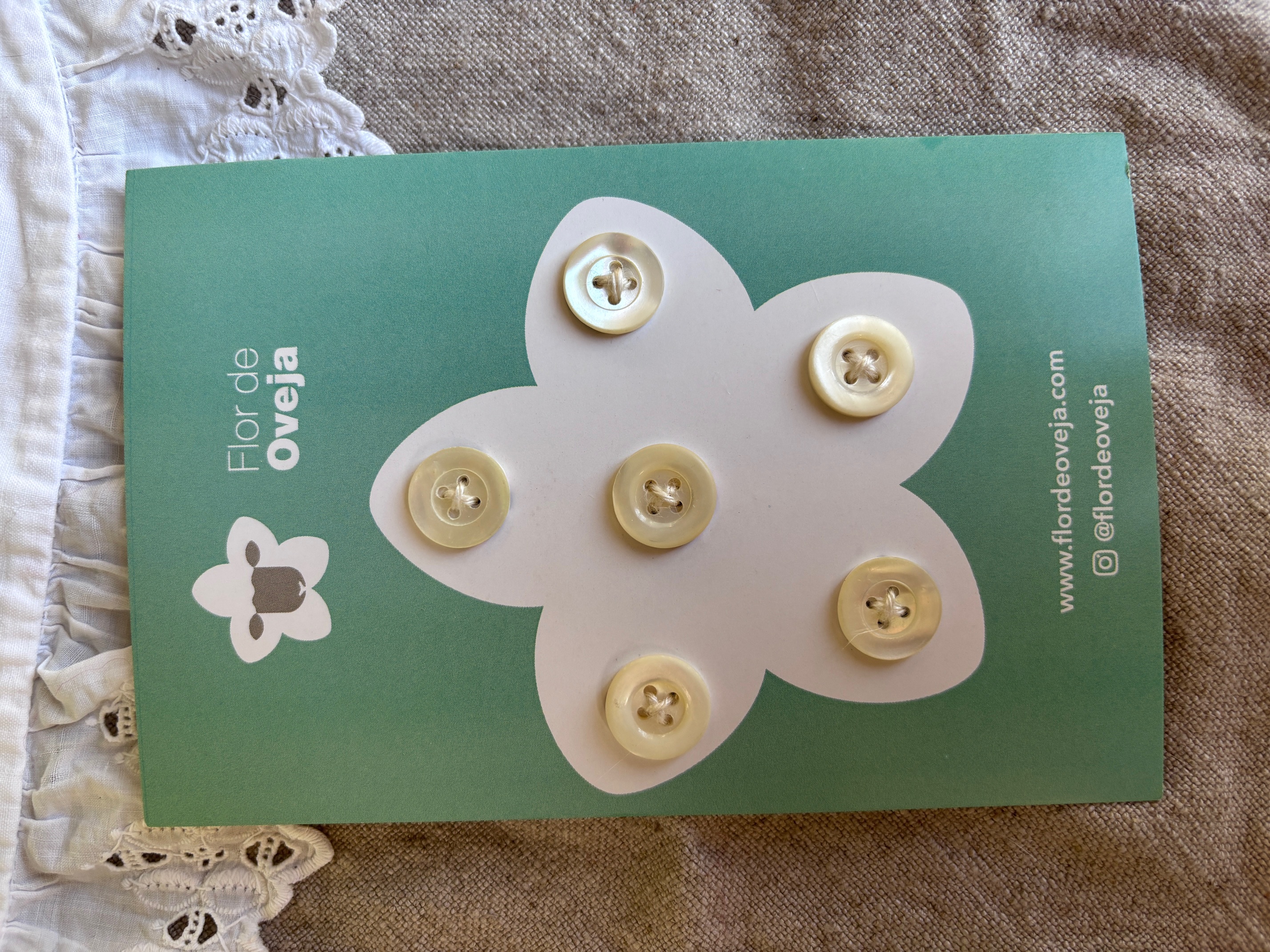 Set de Botones Nácar Vintage 15 mm