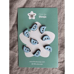 Set de 8 botones de aves color celeste