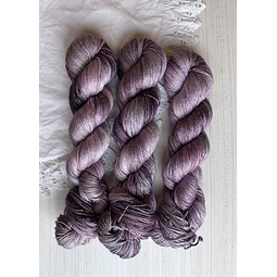 Mora Crema