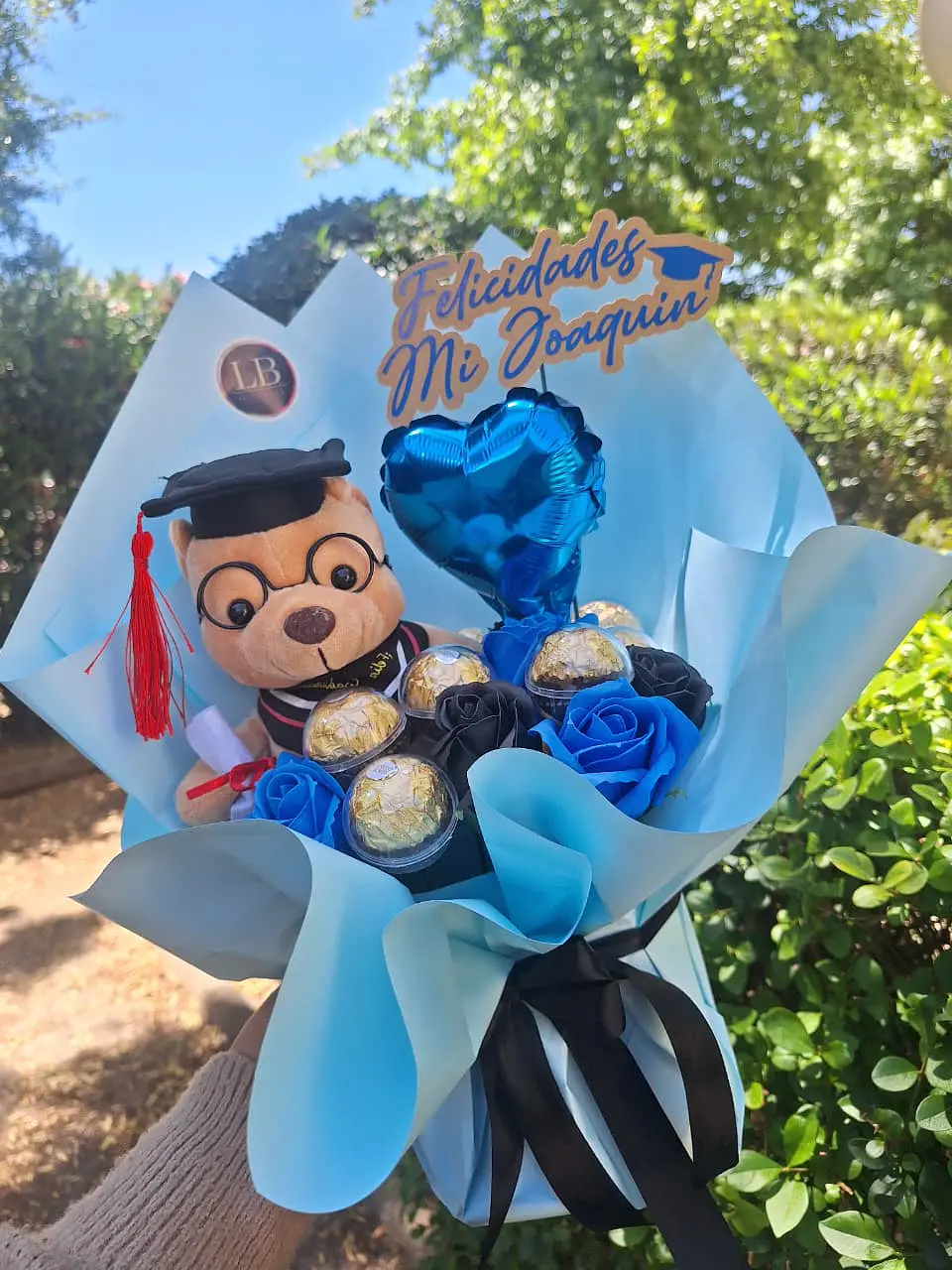 Osito Graduado con Ferrero Rocher – Regalo para Él 🎓🧸 3
