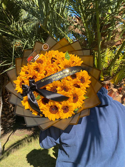 Ramo de 40 Girasoles – Un Detalle que Ilumina 🌻