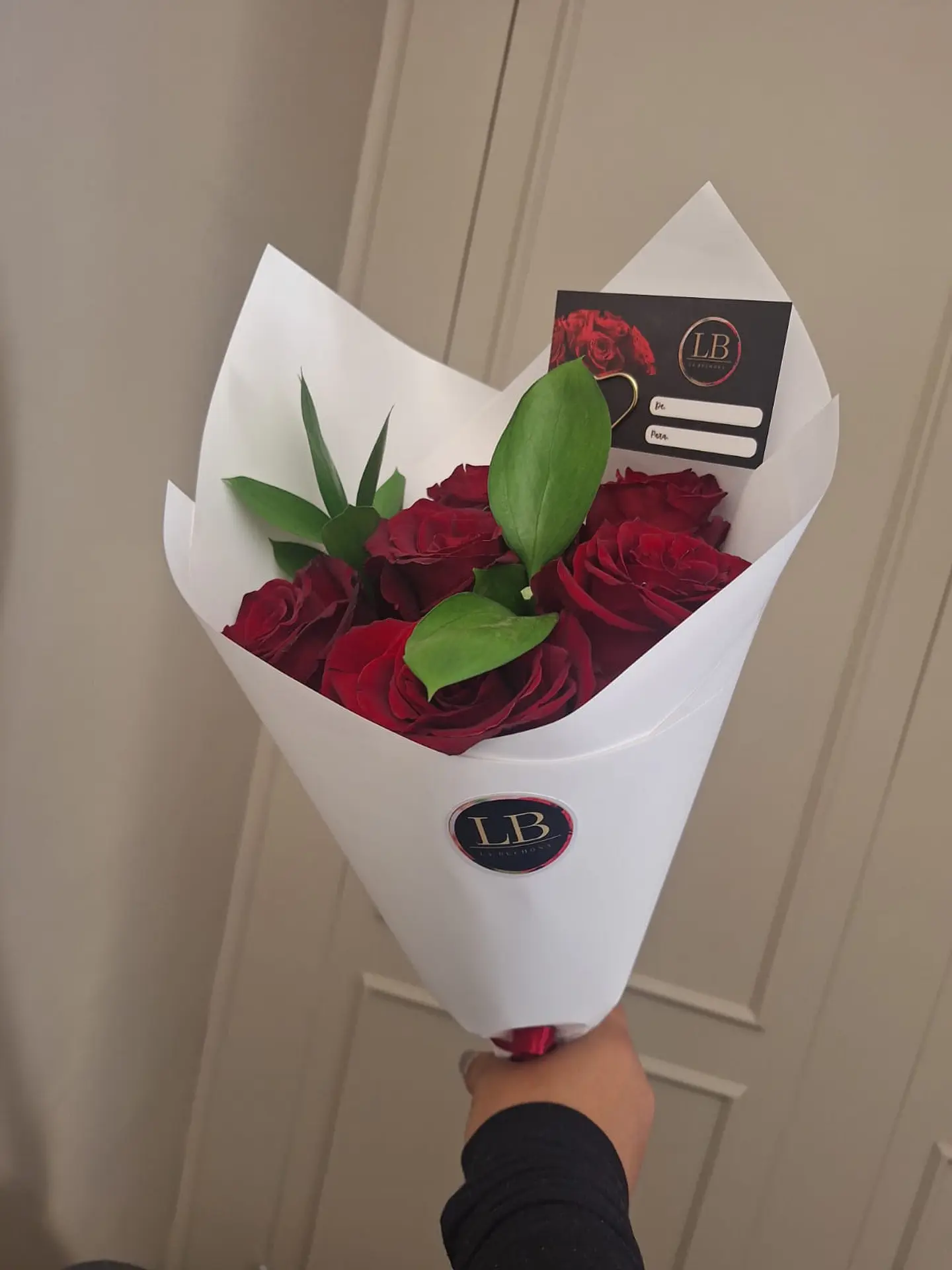 Ramo de 6 Rosas Naturales / Rosas que hablan por ti  1