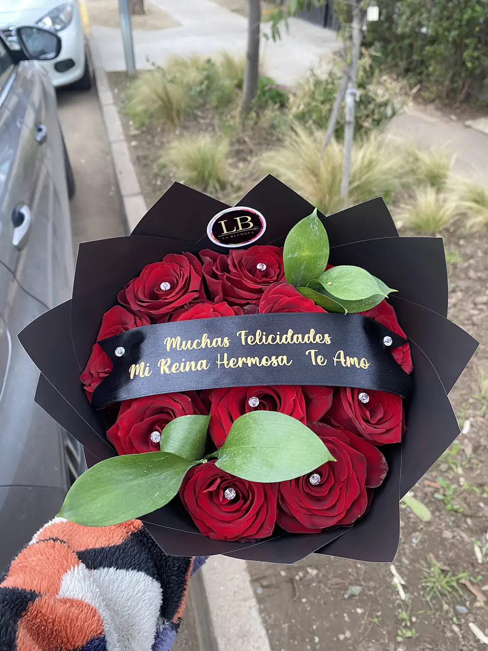 12 Rosas Naturales + cinta personalizada  1