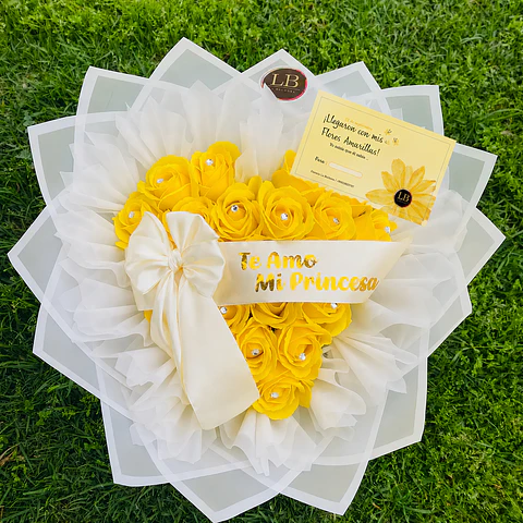 Mi Princesa Amarilla 👑💛 | Ramo de 24 Rosas Eternas 