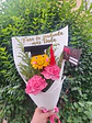 Ramo Sonrisa de Graduación 🎓🌸 - Miniatura 2