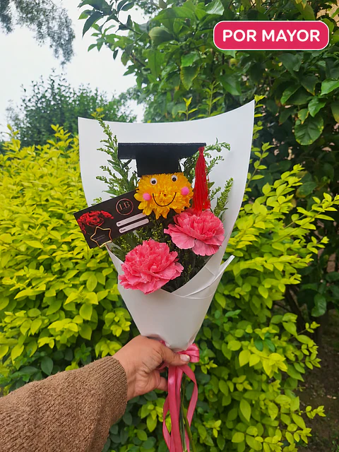 Ramo Sonrisa de Graduación 🎓🌸 (POR MAYOR)