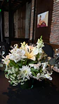 Centro de Mesa Lilium y flores de estación - Miniatura 3