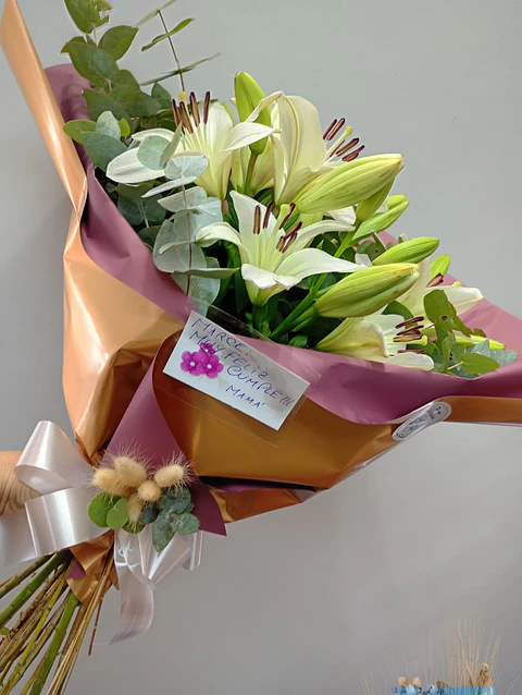 Ramo Liliums Blancos Grande