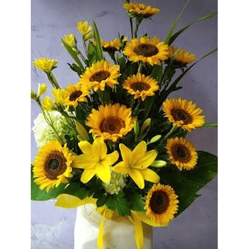 Arreglo Floral con Girasoles con Lilium