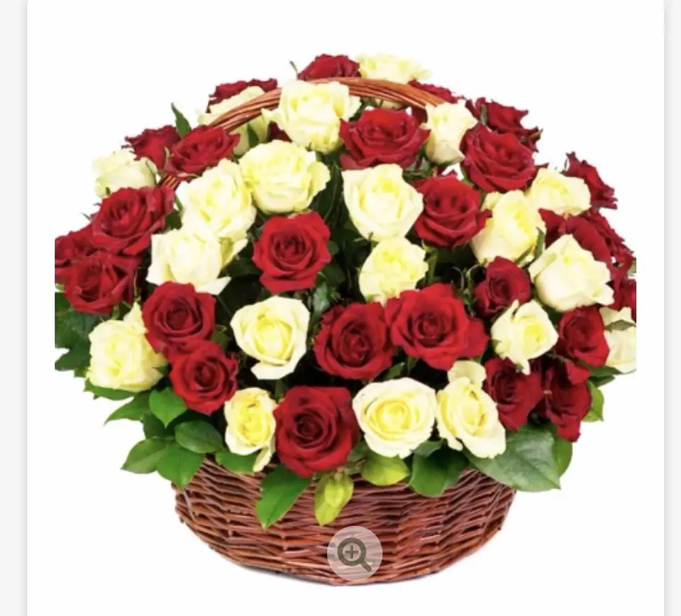 Canasto de 50 Rosas Ecuatorianas 1