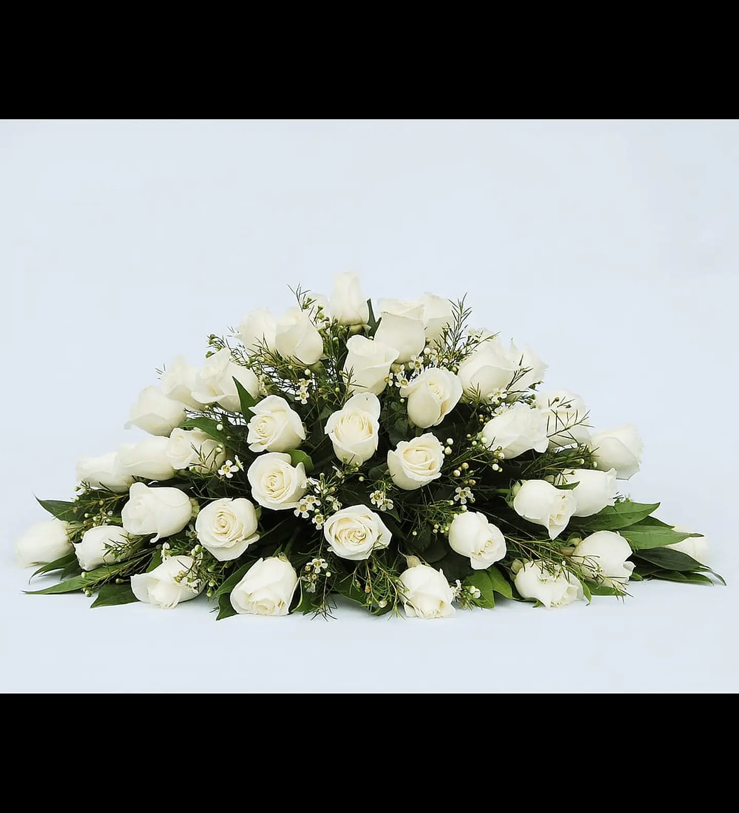 Cubre Urna de 40 Rosas Blancas 1