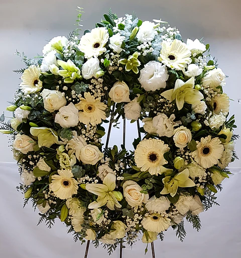 Corona Blanca Flores de Estación 