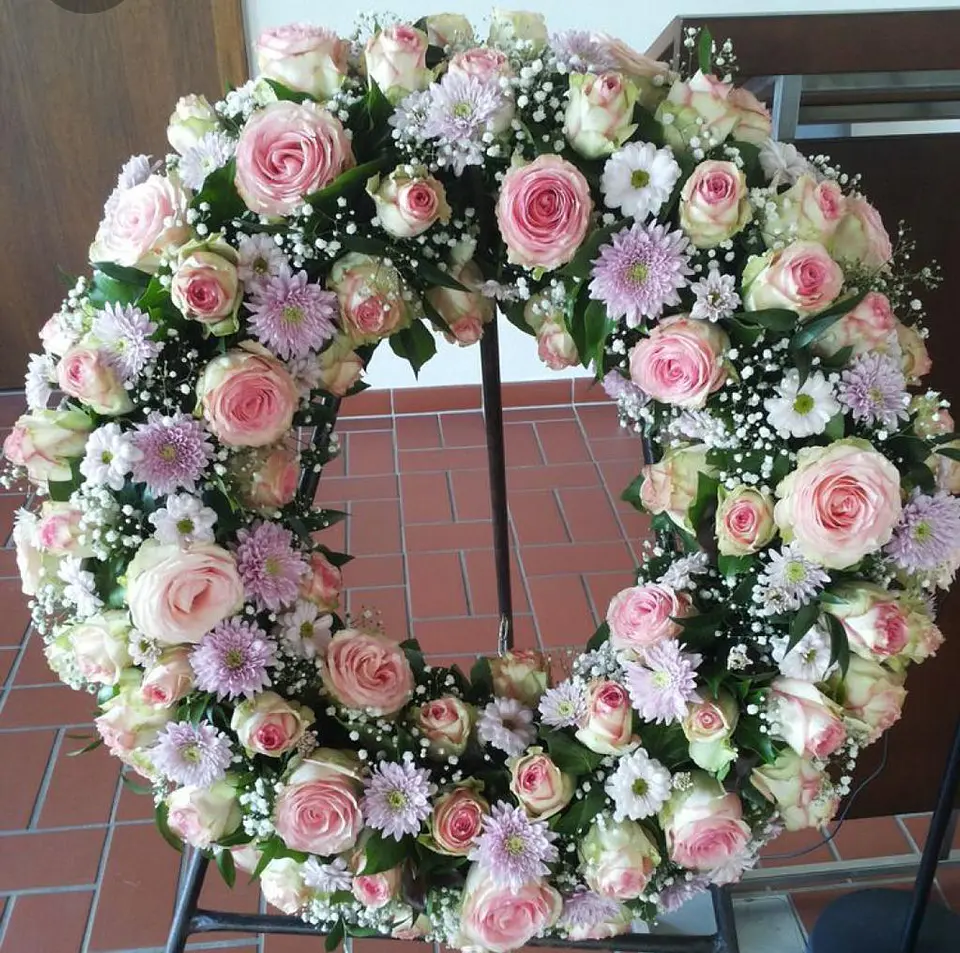 Ovalo de Rosas Ecuatorianas Multicolor 1