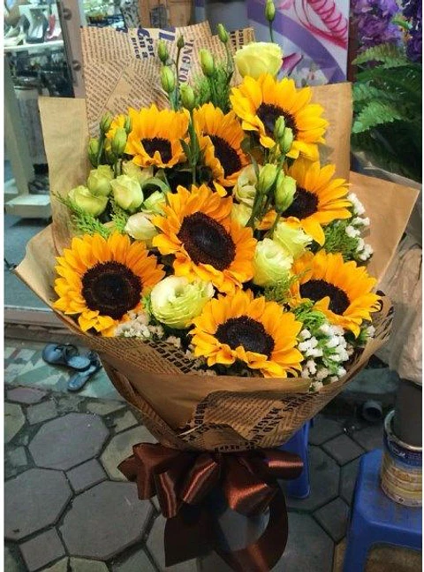 Ramo de Girasoles con Lisantus