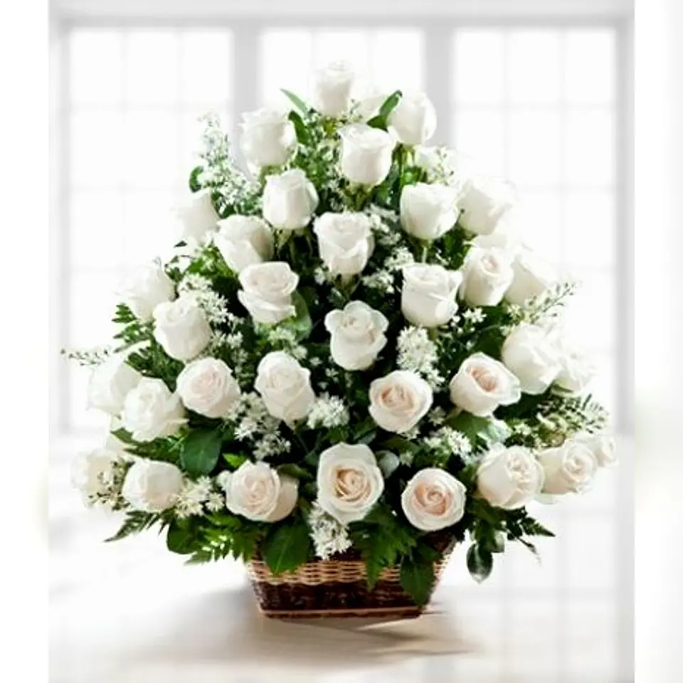 Canasto de 50 Rosas Blancas 1