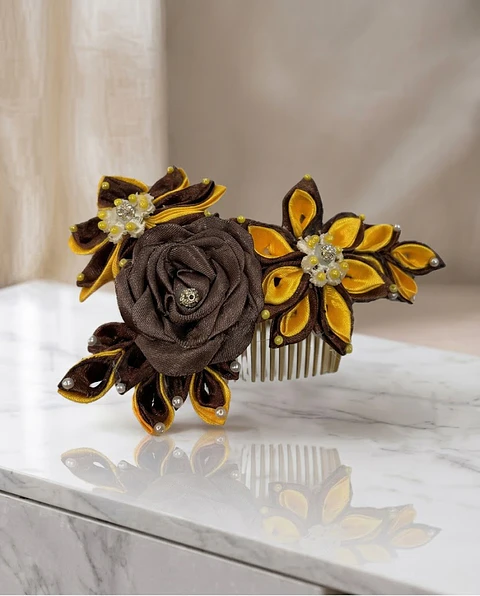 Tocado de Cueca "Otoño Dorado": Peineta Floral Bicolor en Marrón y Amarillo