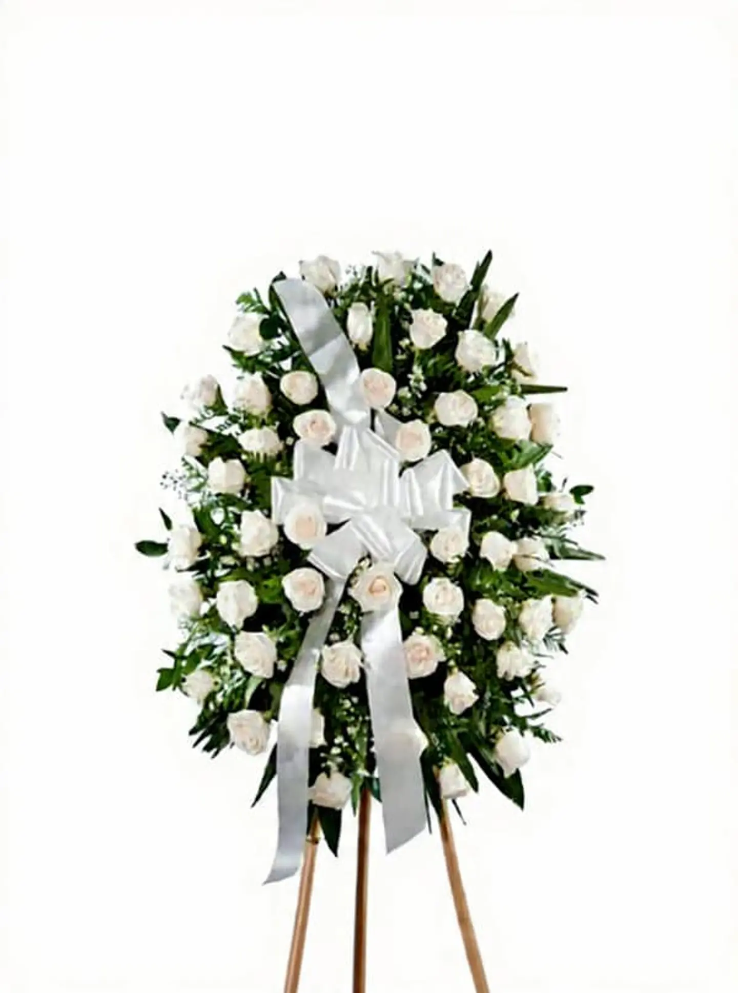 Corona de 75 Rosas Blancas Premium 90cm - Máximo Respeto 1