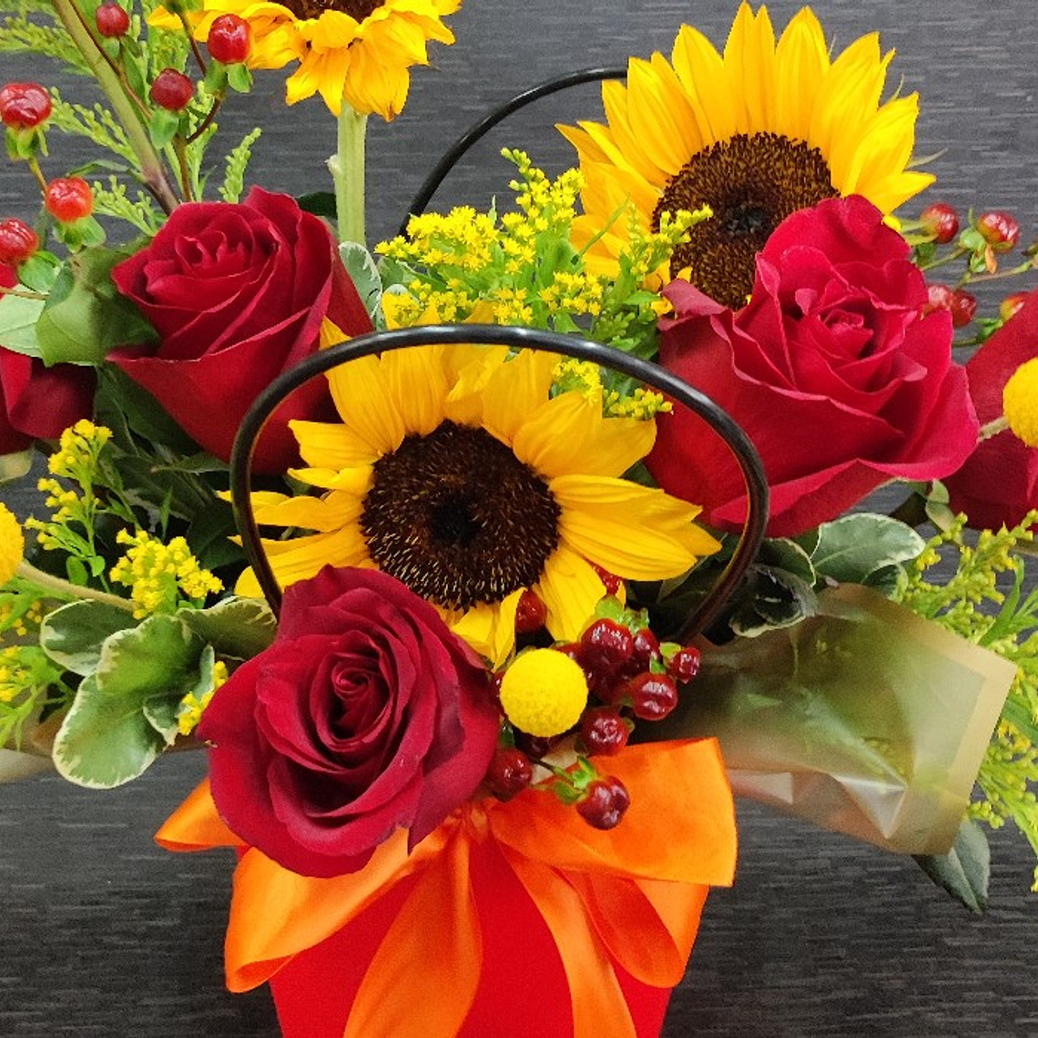 Cartera Floral de Rosas Rojas y Girasoles 2